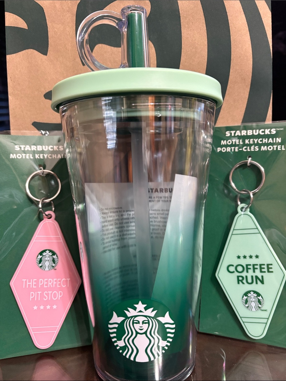 Starbucks Reusable Tumbler with Mint Lid & Key Chain Set 💚🩷